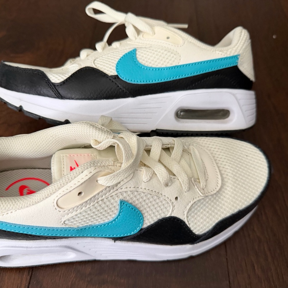 Nike Air Max SC Women's Sail/Black/White/Turquoise Blue Size 7